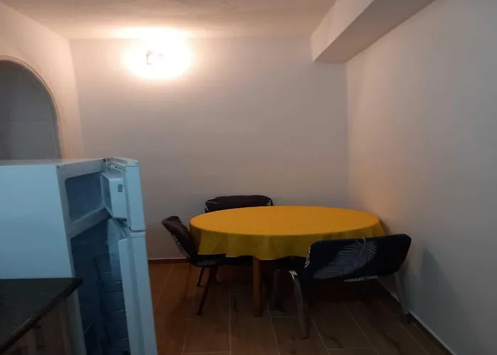 Kalajzic Apartment Pucisca