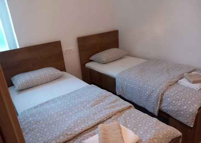 Kalajzic Apartment Pucisca