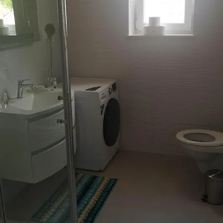 Kalajzic 아파트 푸치스차